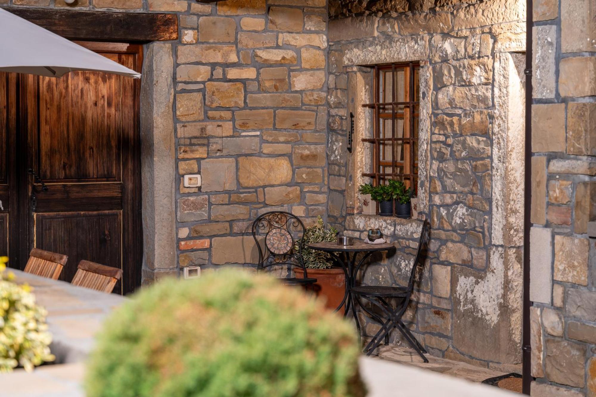 Gasthaus Wine House Rakar Gračišče Exterior foto